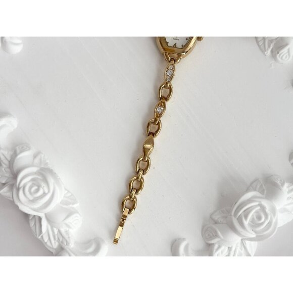 Gold T Oval Bezeled Rhinestone Quartz Vintage Women's Wristwatch - 13mm - WORKS! - Picture 6 of 10